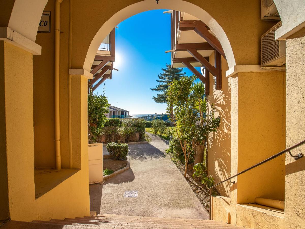 Apartment Village Cap Esterel - L'Esquinade-20 By Interhome Saint-Raphaël Exteriör bild
