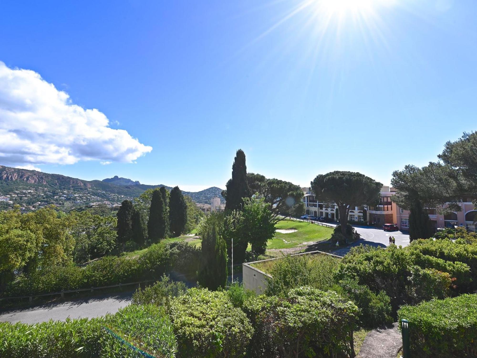 Apartment Village Cap Esterel - L'Esquinade-20 By Interhome Saint-Raphaël Exteriör bild