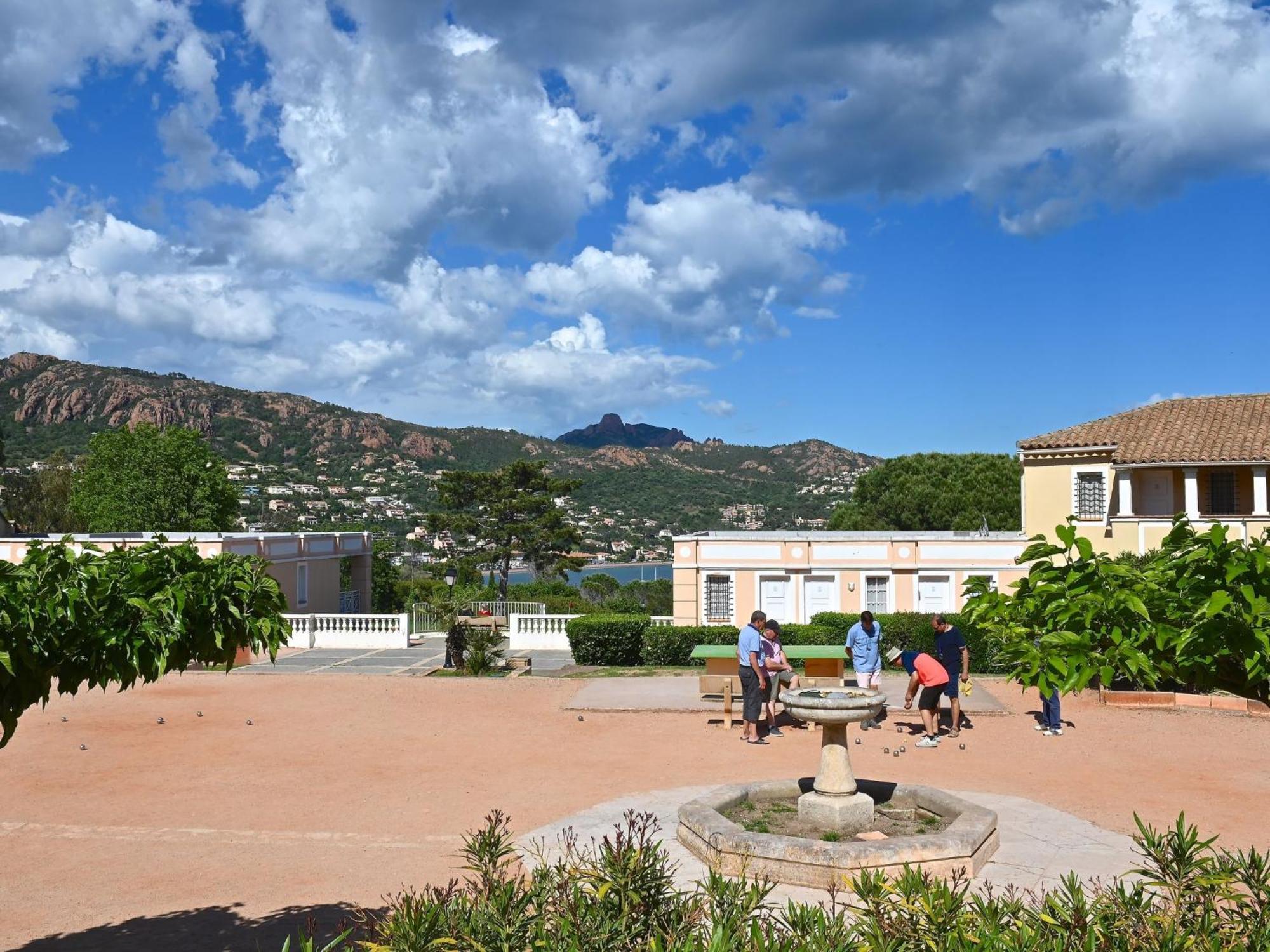Apartment Village Cap Esterel - L'Esquinade-20 By Interhome Saint-Raphaël Exteriör bild