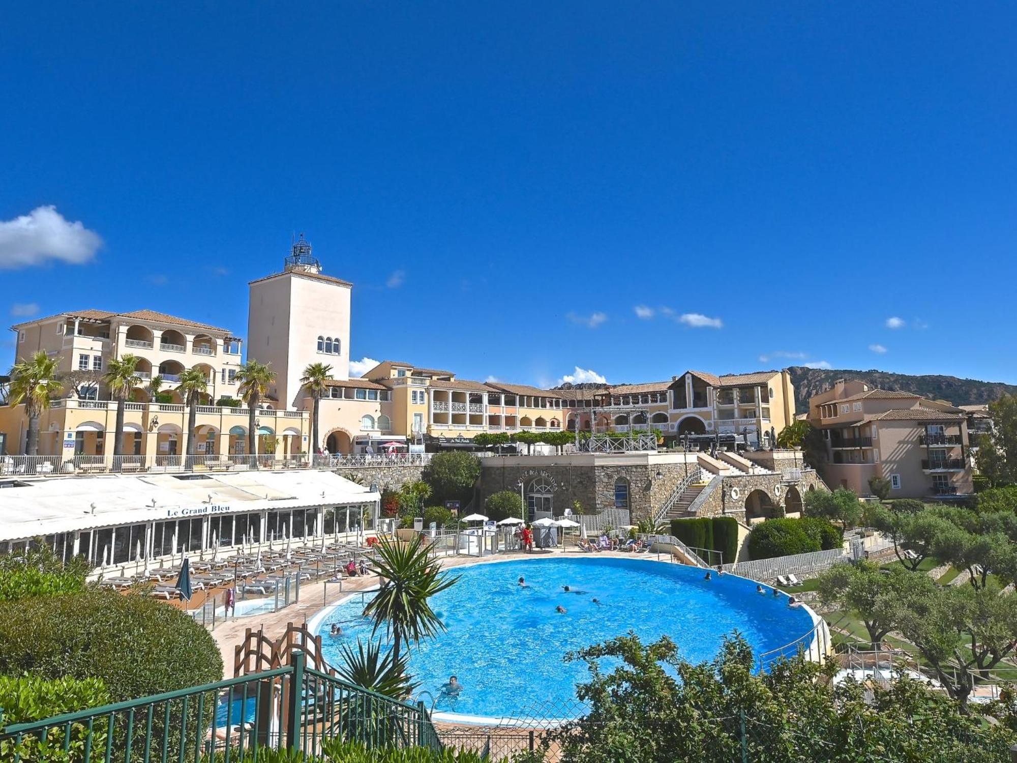 Apartment Village Cap Esterel - L'Esquinade-20 By Interhome Saint-Raphaël Exteriör bild